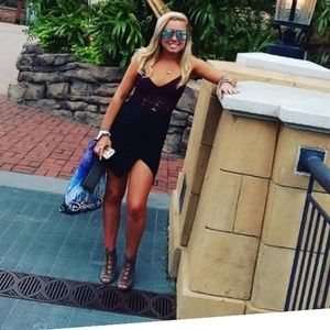 Meet your Posher, Courtney